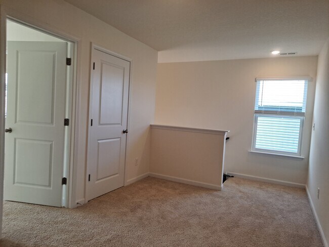 Building Photo - 7215 Jumping Jack Ln