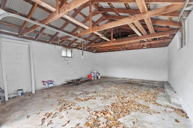 Building Photo - 1409 St Michael Ave