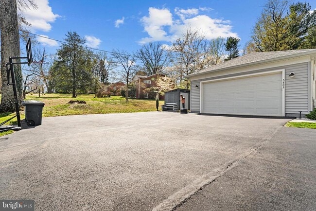 Building Photo - 3803 Estel Rd