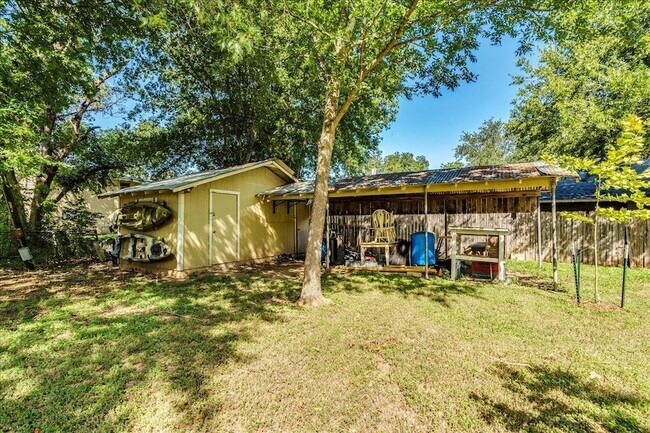 Building Photo - 20075 San Marcos Hwy