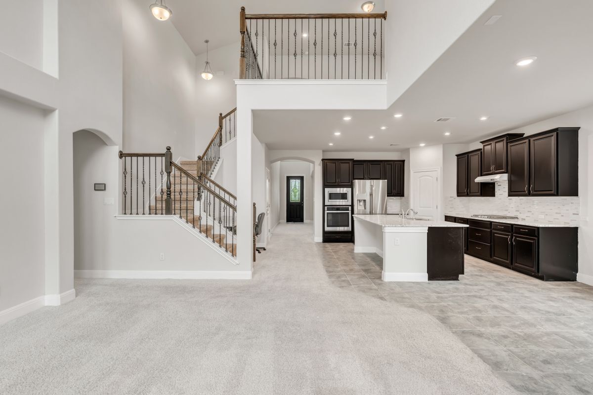 Building Photo - 5300 Cipriano Dr