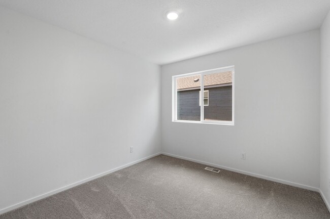 Building Photo - Brand New 3-Bedroom Home In Liberty Lake