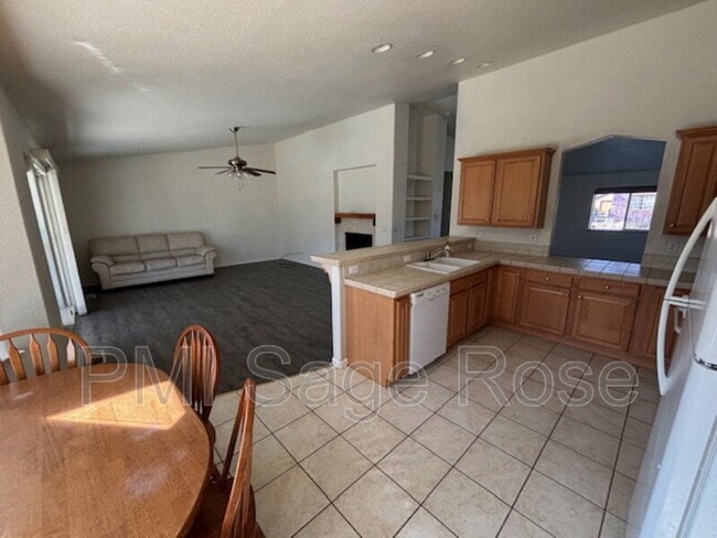 Building Photo - 1616 Phillips St