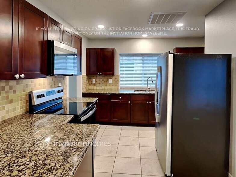 Building Photo - 11039 Rippling Meadows Dr