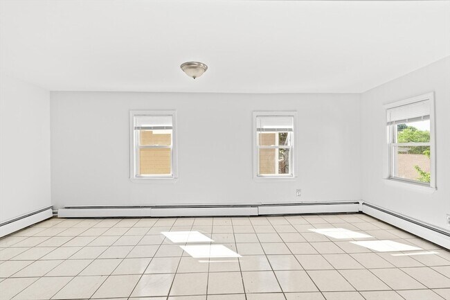 Building Photo - 43 Sargent Ave