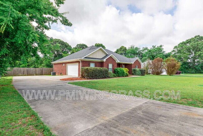 Building Photo - 486 Co Rd 722