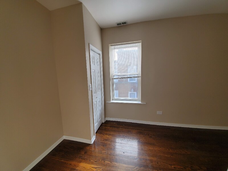 Building Photo - 7014 S Sangamon St