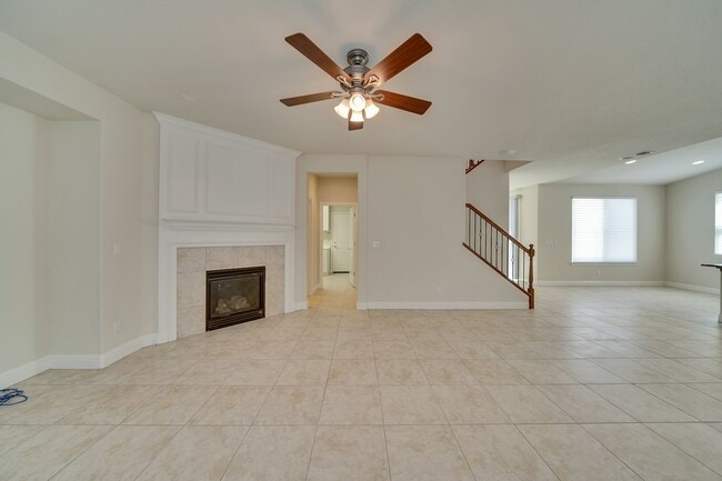 Building Photo - 10129 Bay Harbor Dr