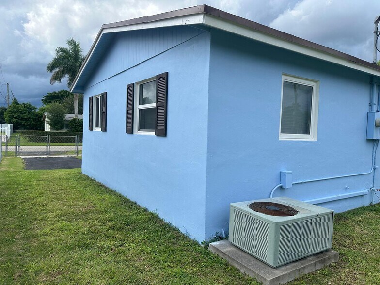 Building Photo - 22601 SW 124th Ct