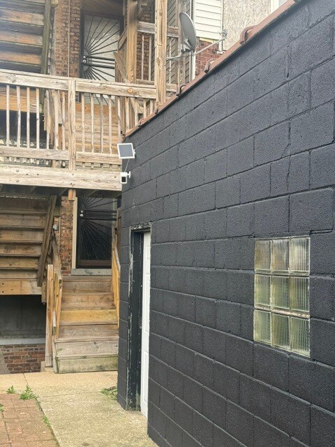 Building Photo - Rhodes Property