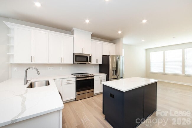 Building Photo - 440 Spearfield Ln