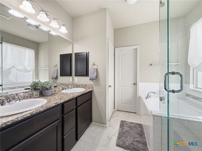 Building Photo - 3507 Rusack Dr