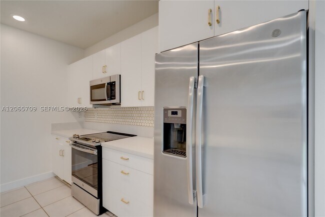 Building Photo - 15826 NW 91st Ave