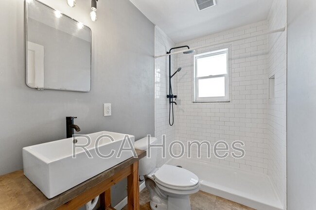 Building Photo - 4539 Crittenden Ave