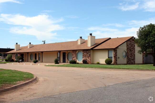 Building Photo - 7 Pines Village
