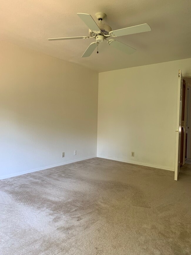 Building Photo - Spacious 3-Bedroom Home with Greenbelt Views & Landscaping Included