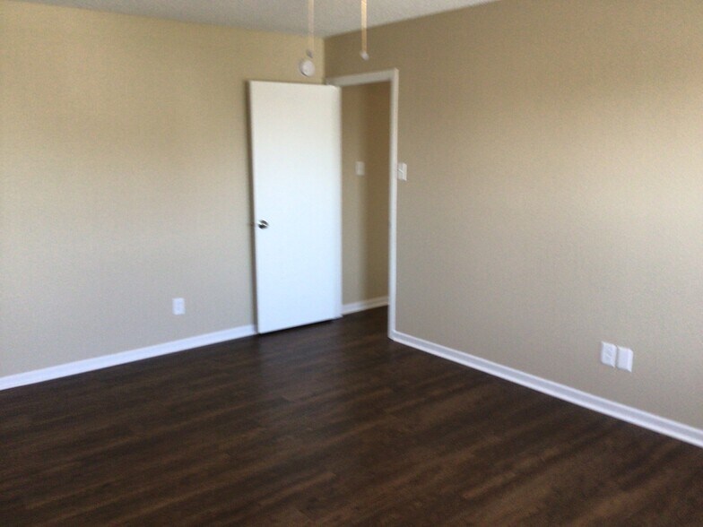 Building Photo - 9551 W Stargazer Dr