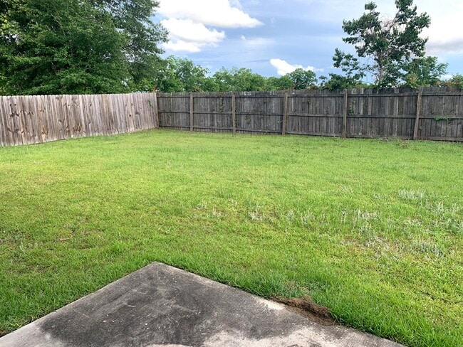 Building Photo - Stylish 3BD/2BA Rental Home in Miller Farm...