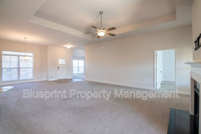 Building Photo - 281 Union Dr