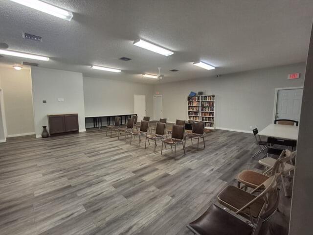 Building Photo - 6507 Winfield Blvd