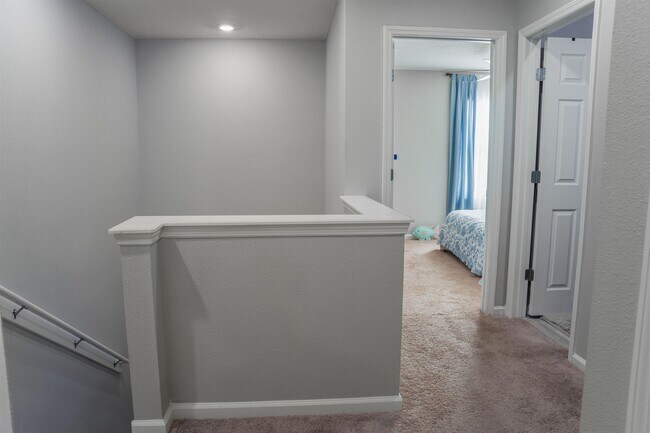 Building Photo - 75 Great Star Ct