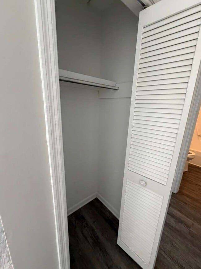 Building Photo - 4004 Pebblebrook Ct