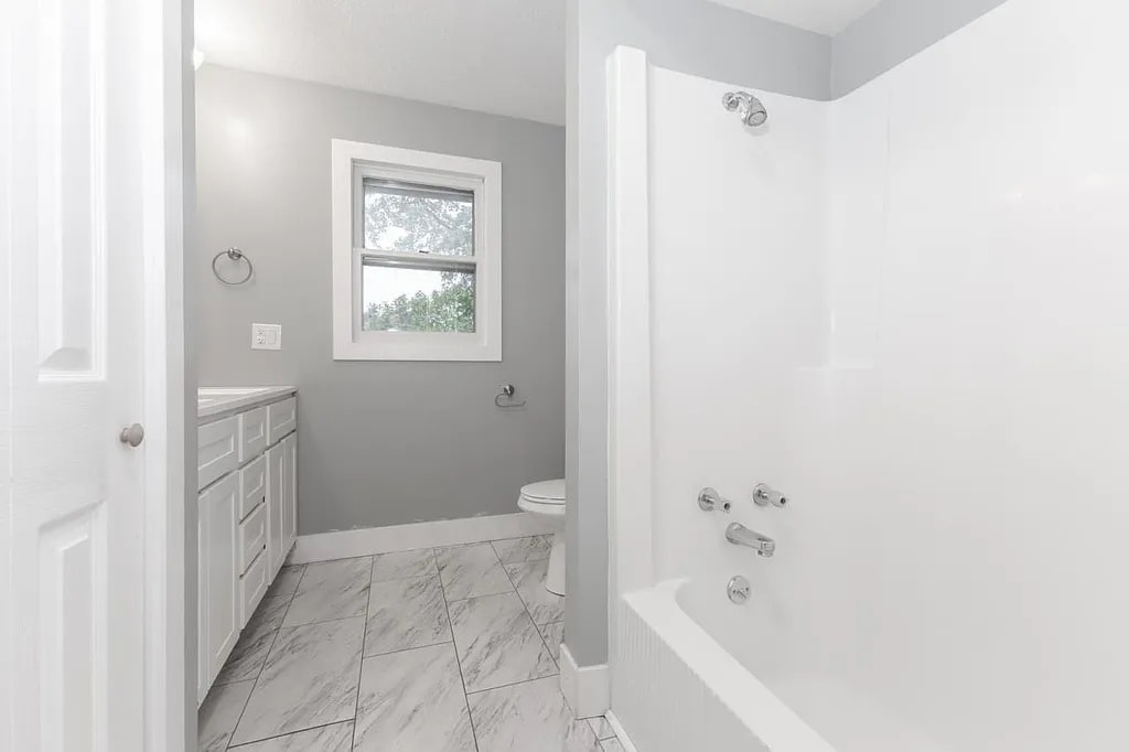 Building Photo - 707 Chester Dr