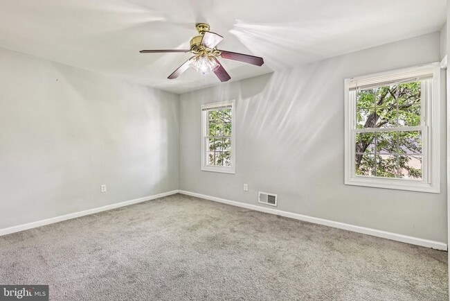 Building Photo - 2905 Wren Ct