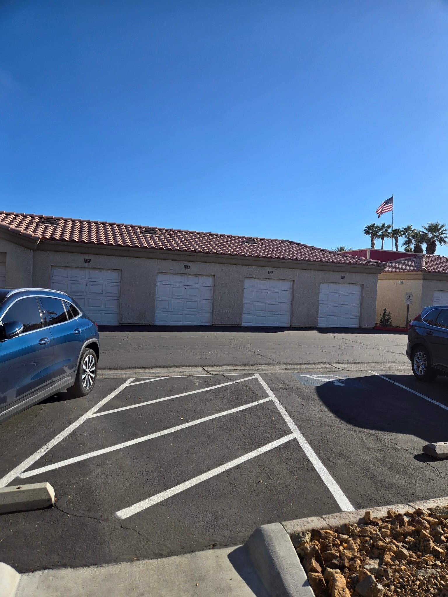 Building Photo - 6480 Annie Oakley Dr