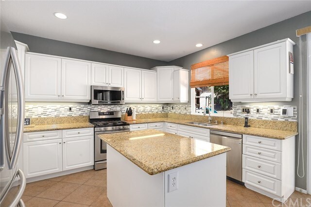 Building Photo - 14809 Hidden Palm Ct