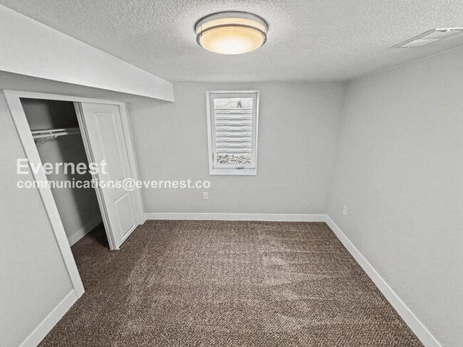 Building Photo - 3875 S Bannock St