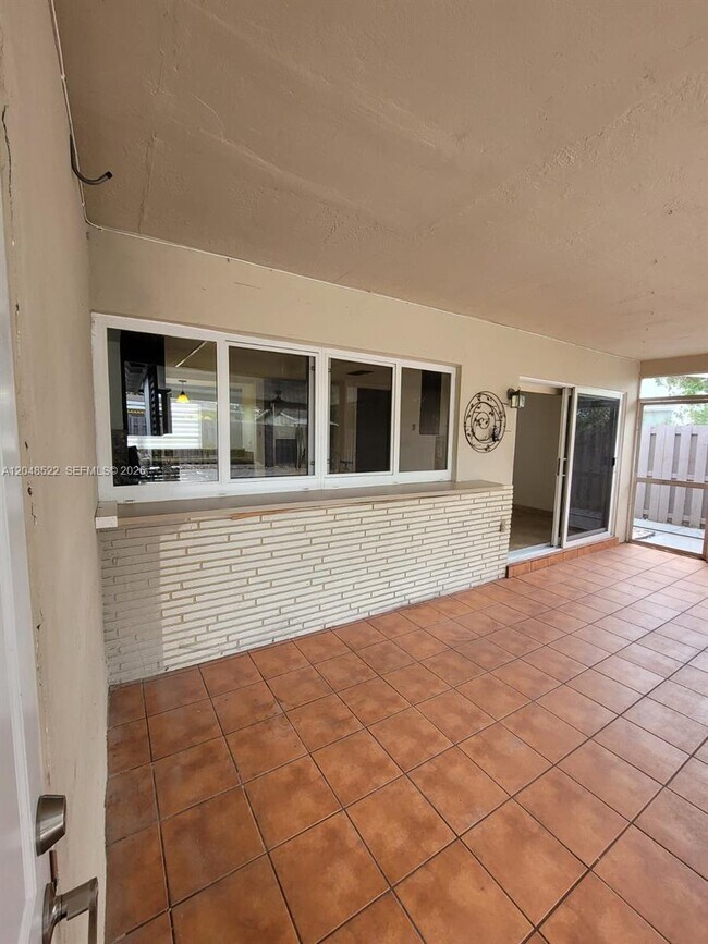 Building Photo - 8461 NW 27th Pl