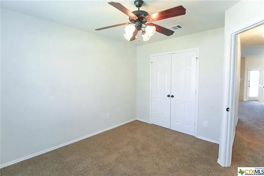 Building Photo - 1023 Sugar Brook Dr