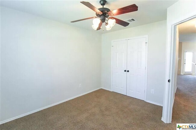 Building Photo - 1023 Sugar Brook Dr