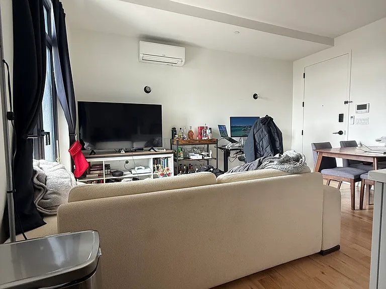 Building Photo - 75 McGuinness Blvd