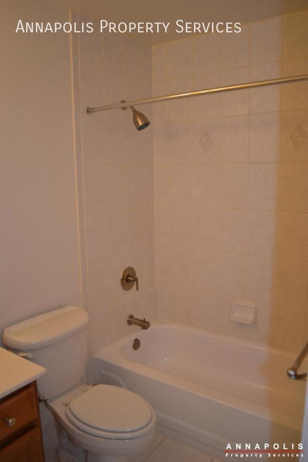 Building Photo - 1227 gemini drive #k