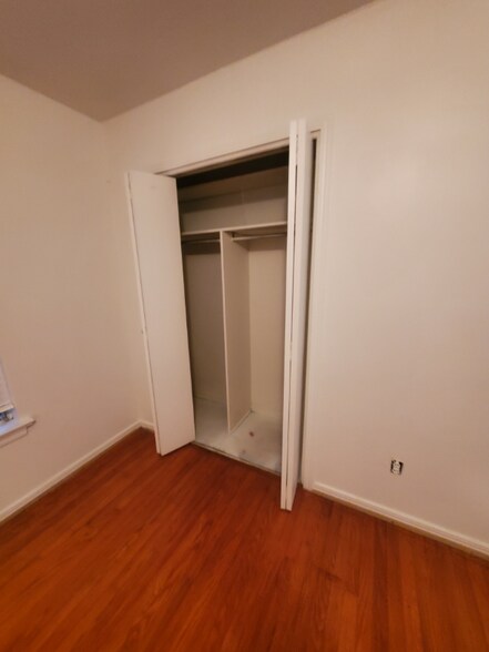 Building Photo - 11031 Genetta Dr