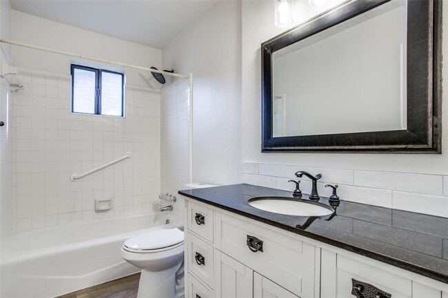 Building Photo - 2212 Rifle Bend Dr