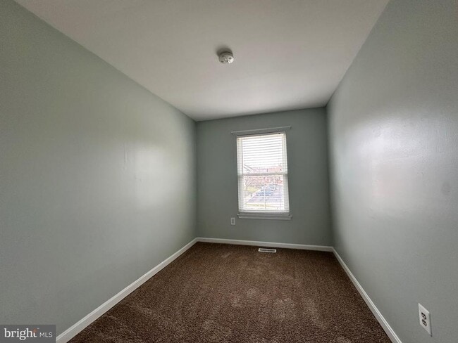 Building Photo - 14781 London Ln