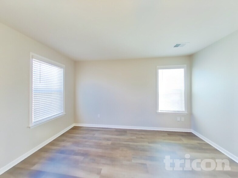 Building Photo - 634 Ridgeville Crossing Dr