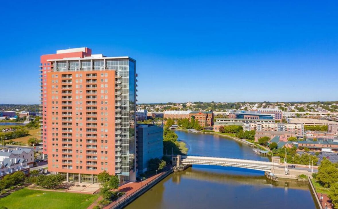 Building Photo - 105 Christina Landing Dr