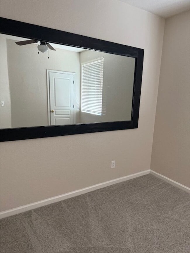 Building Photo - Spacious Single Story House in Natomas