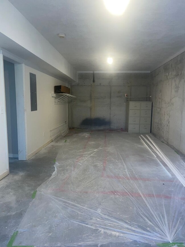 Building Photo - BASEMENT HOME-DOUBLE DECKS-COLUMBIA COUNTY, GOOD SCHOOLS, COVENIENT TO FORT