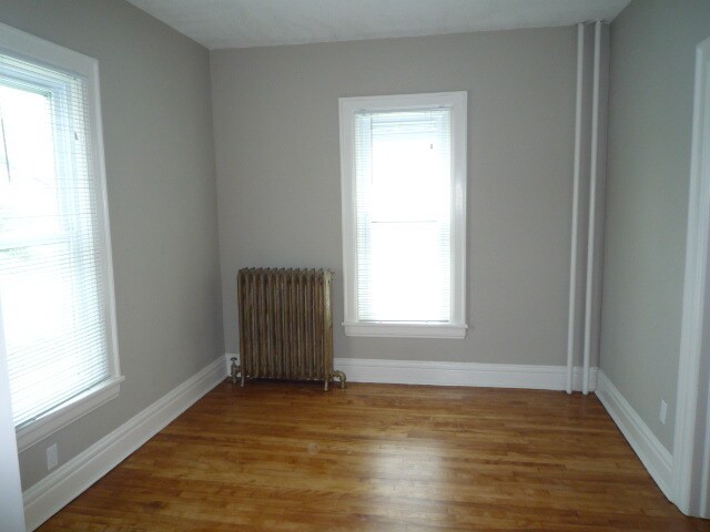 Building Photo - 2739 Emerson Ave S