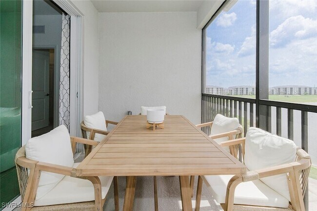 Building Photo - 5555 Double Eagle Cir