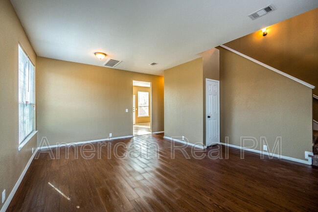 Building Photo - 2501 Tar Heel Dr