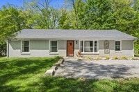 Building Photo - 3 Bedroom Furnished in Oldham County