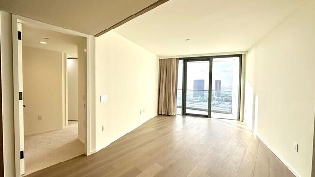 Building Photo - 1000 Auahi St