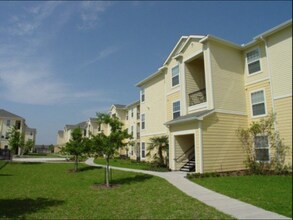 Building Photo - 3525 S Sam Houston Pkwy E