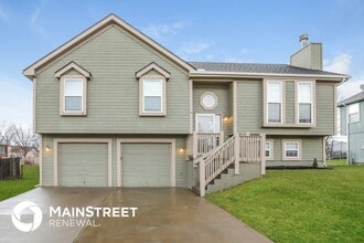 Building Photo - 1702 Briarwood Ln